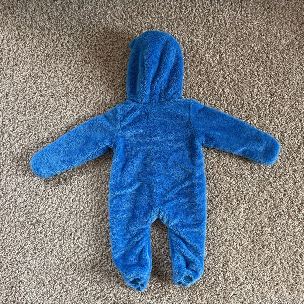 Magnetic Me Pram (bear suit) Like New! Outdoors Cozy - Picture 2 of 4